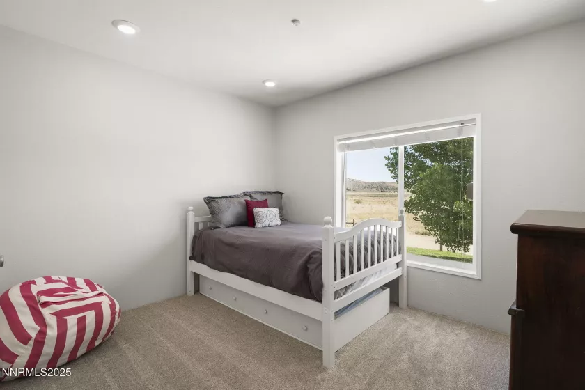 40 Owens, Reno, Nevada 89506, 3 Bedrooms Bedrooms, ,2 BathroomsBathrooms,Residential,Residential,Owens,250052423