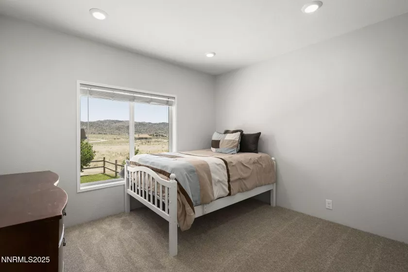40 Owens, Reno, Nevada 89506, 3 Bedrooms Bedrooms, ,2 BathroomsBathrooms,Residential,Residential,Owens,250052423