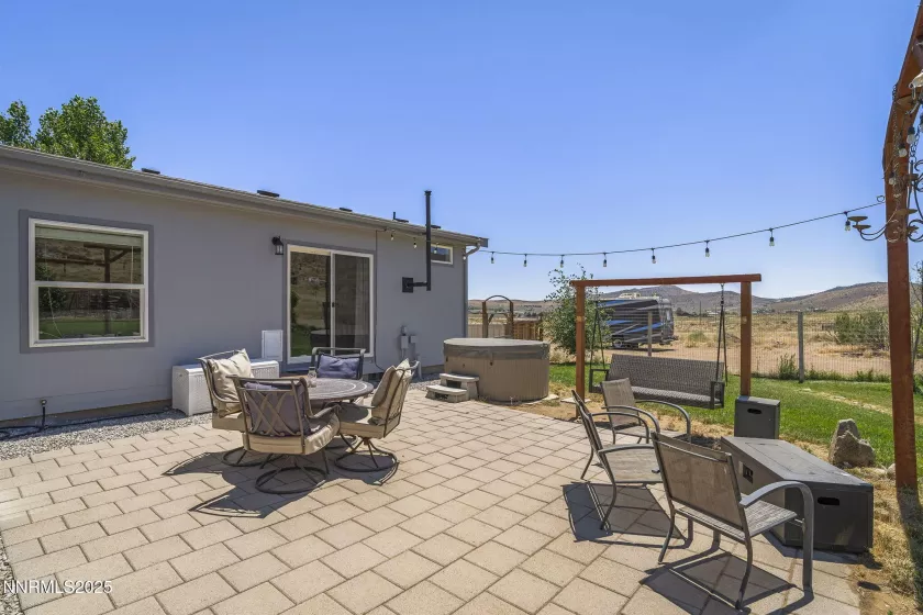 40 Owens, Reno, Nevada 89506, 3 Bedrooms Bedrooms, ,2 BathroomsBathrooms,Residential,Residential,Owens,250052423