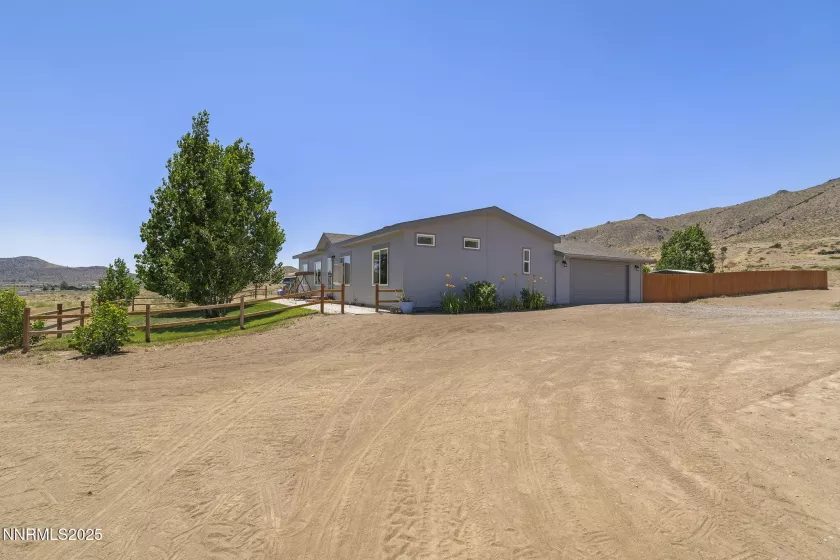 40 Owens, Reno, Nevada 89506, 3 Bedrooms Bedrooms, ,2 BathroomsBathrooms,Residential,Residential,Owens,250052423