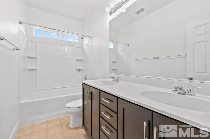 365 Pesaro, Reno, Nevada 89521, 3 Bedrooms Bedrooms, ,2 BathroomsBathrooms,Residential Lease,Manufactured,Pesaro,250052424
