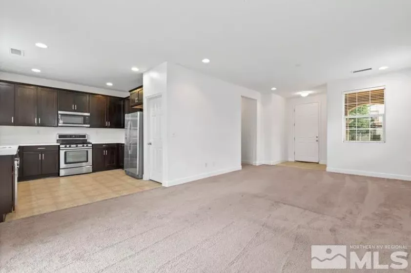 365 Pesaro, Reno, Nevada 89521, 3 Bedrooms Bedrooms, ,2 BathroomsBathrooms,Residential Lease,Manufactured,Pesaro,250052424