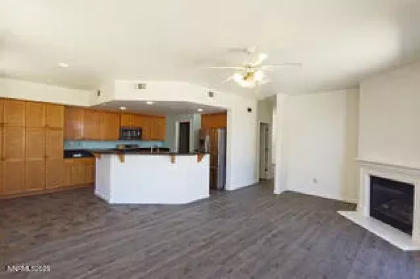 165 Desert Springs, Fernley, Nevada 89408, 4 Bedrooms Bedrooms, ,3 BathroomsBathrooms,Residential,Residential,Desert Springs,250052427