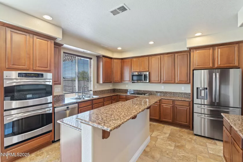 8389 Opal Ranch, Reno, Nevada 89506, 5 Bedrooms Bedrooms, ,3 BathroomsBathrooms,Residential,Residential,Opal Ranch,250052428