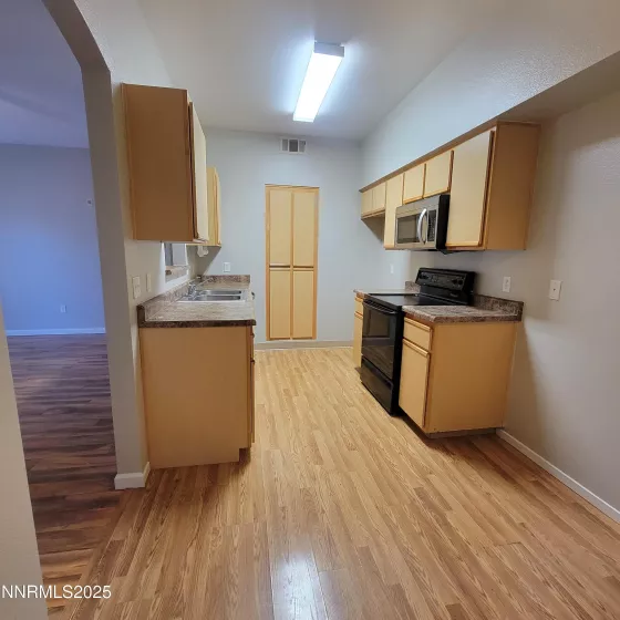 6850 Sharlands, Reno, Nevada 89523, 3 Bedrooms Bedrooms, ,2 BathroomsBathrooms,Residential,Residential,Sharlands,250052429