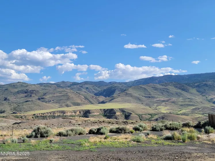 6850 Sharlands, Reno, Nevada 89523, 3 Bedrooms Bedrooms, ,2 BathroomsBathrooms,Residential,Residential,Sharlands,250052429