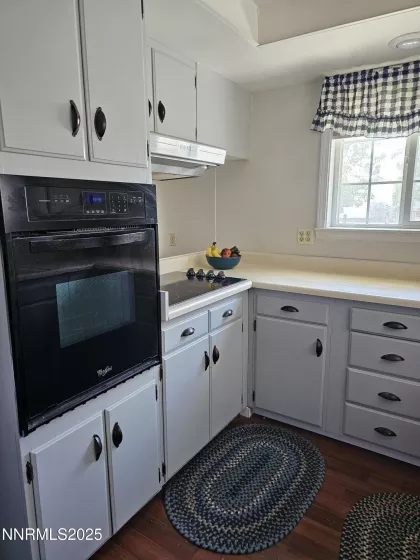 674 B, Hawthorne, Nevada 89415, 3 Bedrooms Bedrooms, ,2 BathroomsBathrooms,Residential,Residential,B,250052430