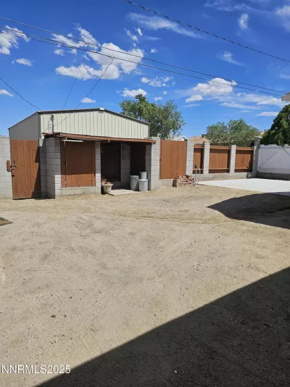 674 B, Hawthorne, Nevada 89415, 3 Bedrooms Bedrooms, ,2 BathroomsBathrooms,Residential,Residential,B,250052430