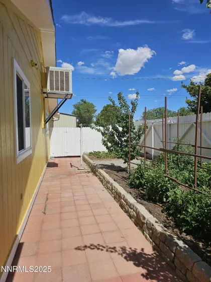 674 B, Hawthorne, Nevada 89415, 3 Bedrooms Bedrooms, ,2 BathroomsBathrooms,Residential,Residential,B,250052430