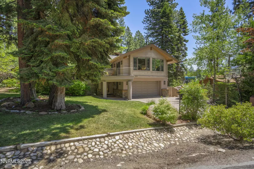 210 Allen, Incline Village, Nevada 89451, 5 Bedrooms Bedrooms, ,6 BathroomsBathrooms,Residential,Residential,Allen,250052431