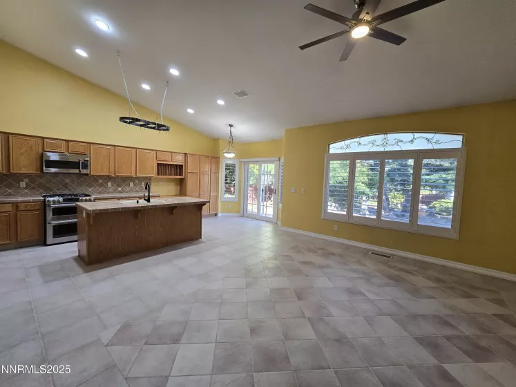 3796 Bellingham, Reno, Nevada 89511, 3 Bedrooms Bedrooms, ,3 BathroomsBathrooms,Residential,Residential,Bellingham,250052432