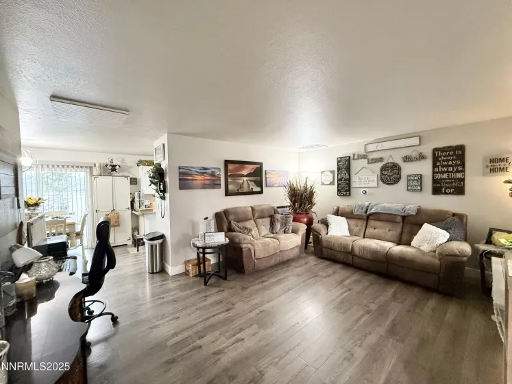 1451 Jennings, Elko, Nevada 89801, 3 Bedrooms Bedrooms, ,2 BathroomsBathrooms,Residential,Residential,Jennings,250052433