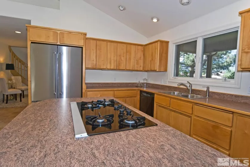 815 Kingsland, Gardnerville, Nevada 89460, 3 Bedrooms Bedrooms, ,4 BathroomsBathrooms,Residential,Residential,Kingsland,250005925