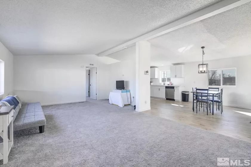 2570 Tonopah, Silver Springs, Nevada 89429, 3 Bedrooms Bedrooms, ,2 BathroomsBathrooms,Residential,Residential,Tonopah,250002145