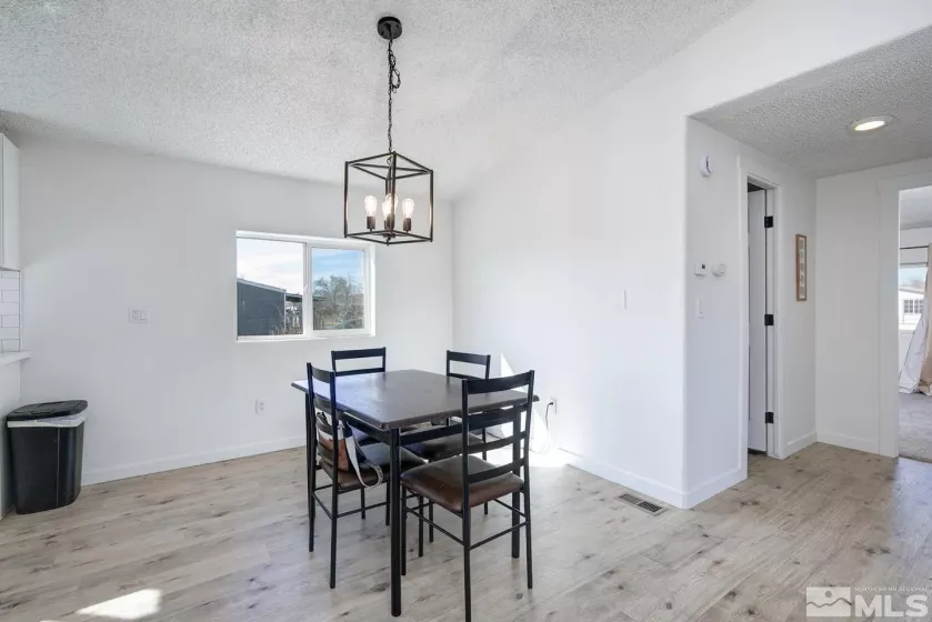 2570 Tonopah, Silver Springs, Nevada 89429, 3 Bedrooms Bedrooms, ,2 BathroomsBathrooms,Residential,Residential,Tonopah,250002145