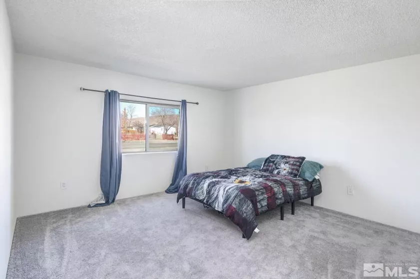 2570 Tonopah, Silver Springs, Nevada 89429, 3 Bedrooms Bedrooms, ,2 BathroomsBathrooms,Residential,Residential,Tonopah,250002145