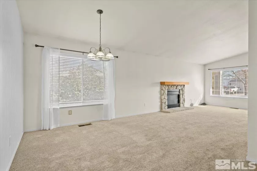 14425 Lasso, Reno, Nevada 89511, 4 Bedrooms Bedrooms, ,2 BathroomsBathrooms,Residential,Residential,Lasso,250052436