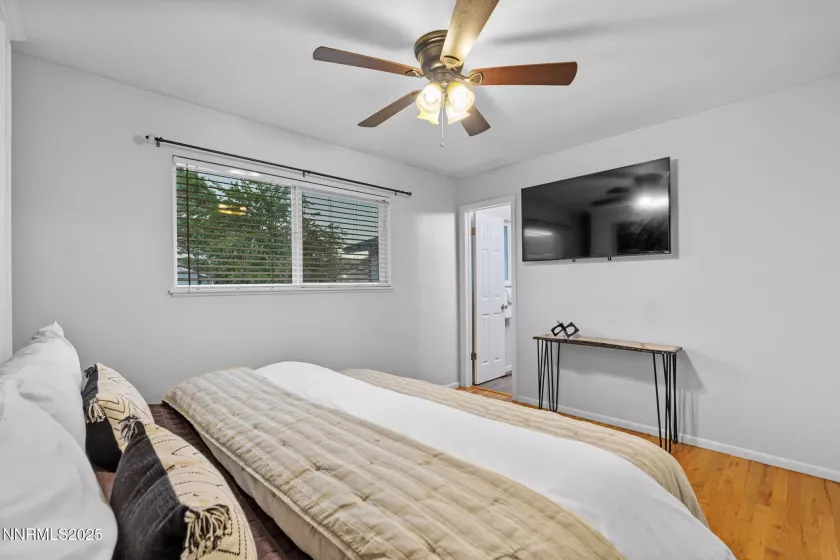 3200 Vickie, Sparks, Nevada 89431, 3 Bedrooms Bedrooms, ,2 BathroomsBathrooms,Residential,Residential,Vickie,250052442
