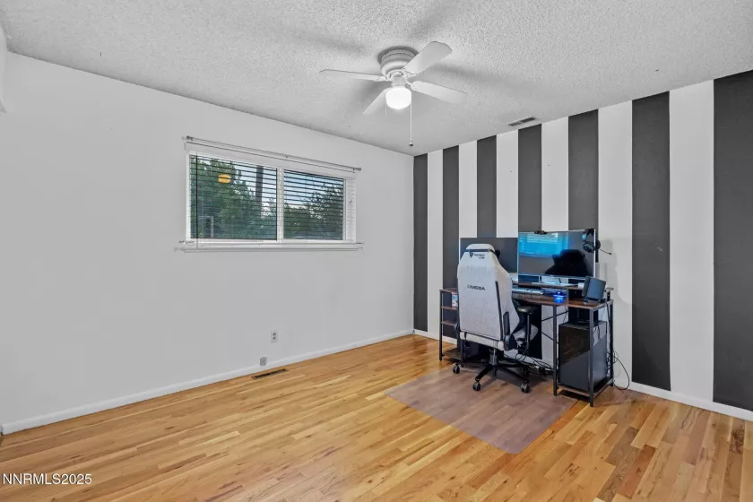 3200 Vickie, Sparks, Nevada 89431, 3 Bedrooms Bedrooms, ,2 BathroomsBathrooms,Residential,Residential,Vickie,250052442