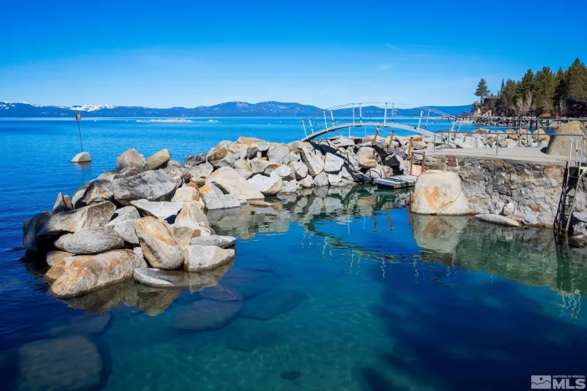 9 Lakeside Cove, Zephyr Cove, Nevada 89448, 2 Bedrooms Bedrooms, ,3 BathroomsBathrooms,Residential,Residential,Lakeside Cove,250052445