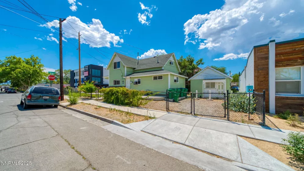 595 Mill, Reno, Nevada 89502, ,Residential Income,Residential,Mill,250052447