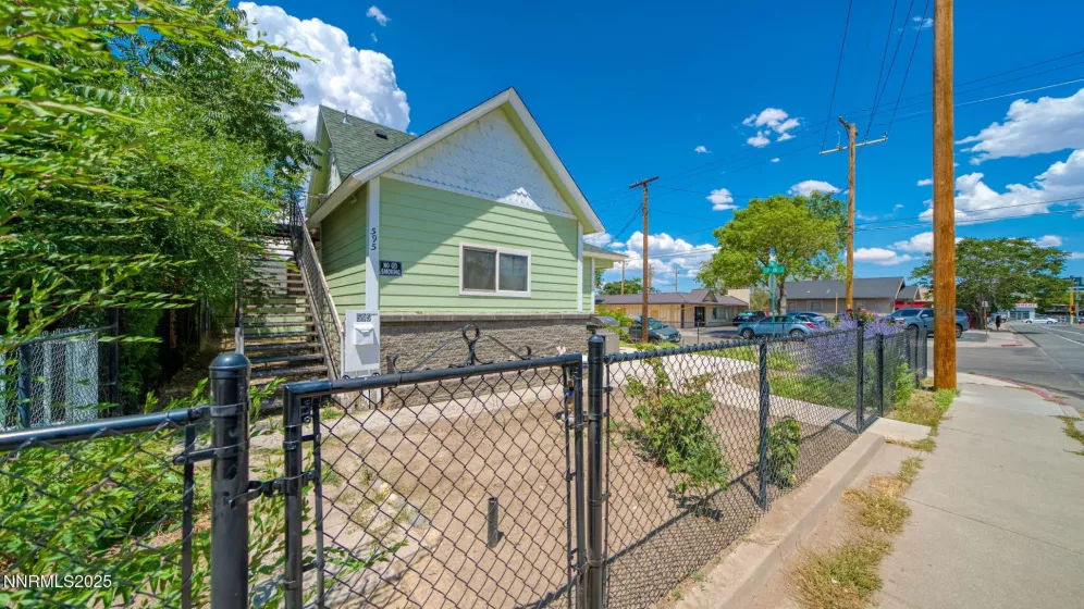 595 Mill, Reno, Nevada 89502, ,Residential Income,Residential,Mill,250052447