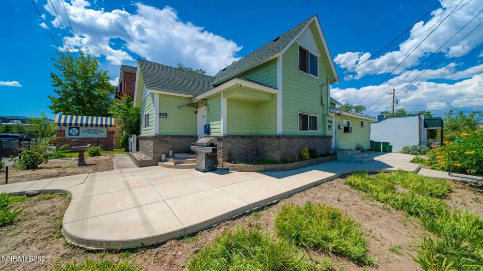595 Mill, Reno, Nevada 89502, ,Residential Income,Residential,Mill,250052447
