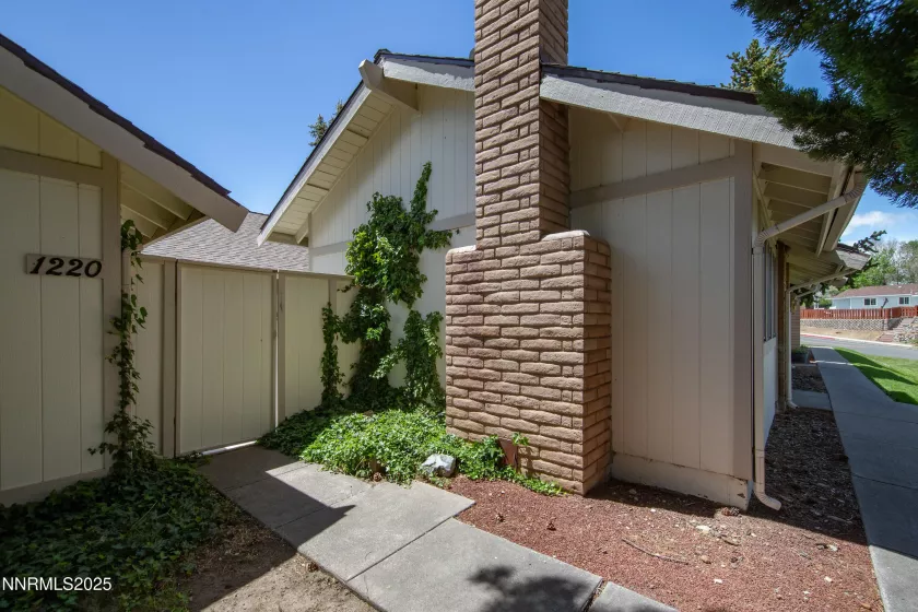 1220 Conway, Reno, Nevada 89503, 3 Bedrooms Bedrooms, ,2 BathroomsBathrooms,Residential,Residential,Conway,250052448