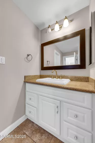 1220 Conway, Reno, Nevada 89503, 3 Bedrooms Bedrooms, ,2 BathroomsBathrooms,Residential,Residential,Conway,250052448