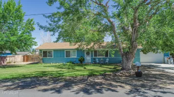 1332 Topaz, Gardnerville, Nevada 89460, 3 Bedrooms Bedrooms, ,1 BathroomBathrooms,Residential,Residential,Topaz,250052451