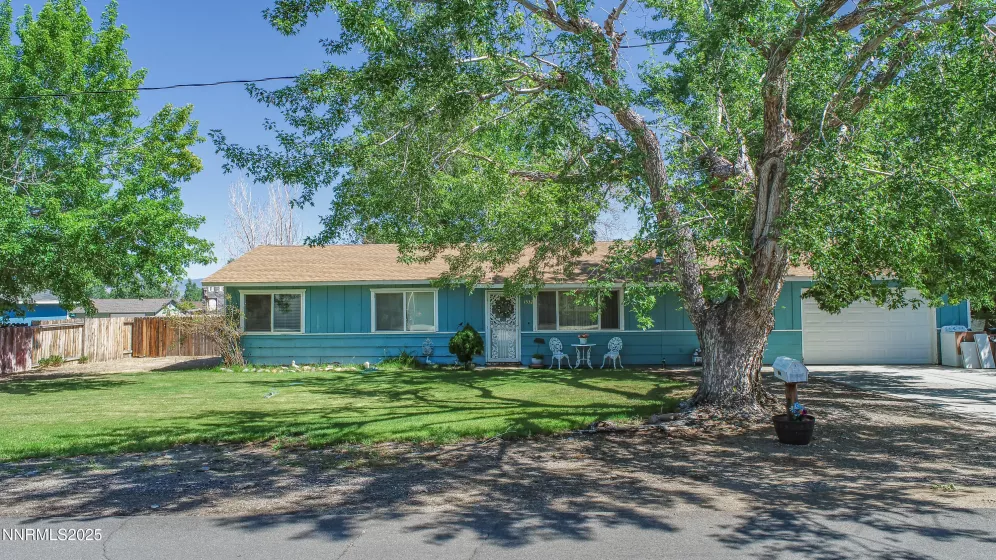 1332 Topaz, Gardnerville, Nevada 89460, 3 Bedrooms Bedrooms, ,1 BathroomBathrooms,Residential,Residential,Topaz,250052451