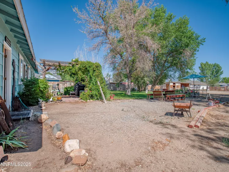 1332 Topaz, Gardnerville, Nevada 89460, 3 Bedrooms Bedrooms, ,1 BathroomBathrooms,Residential,Residential,Topaz,250052451