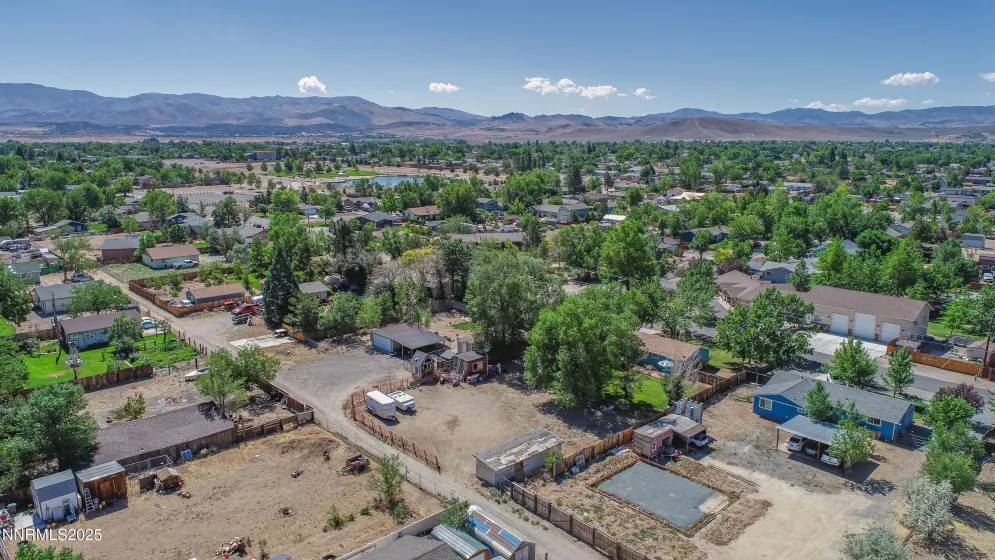 1332 Topaz, Gardnerville, Nevada 89460, 3 Bedrooms Bedrooms, ,1 BathroomBathrooms,Residential,Residential,Topaz,250052451