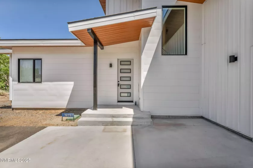 1971 Comstock, Gardnerville, Nevada 89410, 3 Bedrooms Bedrooms, ,4 BathroomsBathrooms,Residential,Residential,Comstock,250052453