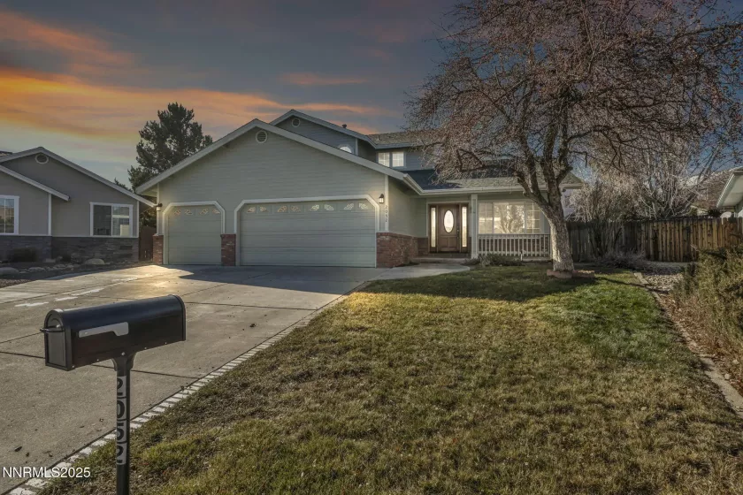 2052 Clover, Carson City, Nevada 89703, 4 Bedrooms Bedrooms, ,3 BathroomsBathrooms,Residential,Residential,Clover,250052454