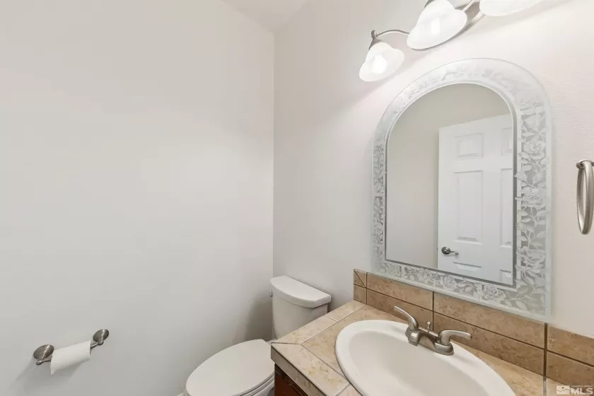 1653 Sunrise Pass, Minden, Nevada 89423, 3 Bedrooms Bedrooms, ,3 BathroomsBathrooms,Residential,Residential,Sunrise Pass,240015613