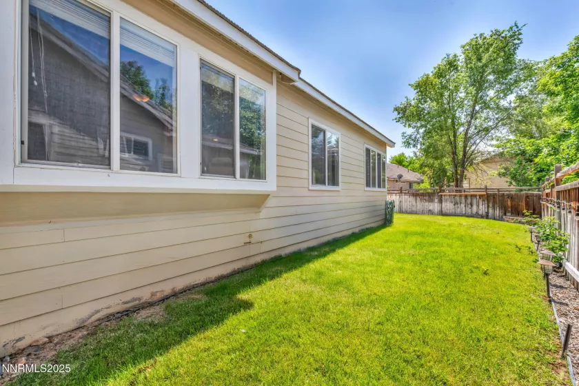 7449 Ambush, Sparks, Nevada 89436, 4 Bedrooms Bedrooms, ,2 BathroomsBathrooms,Residential,Residential,Ambush,250052456