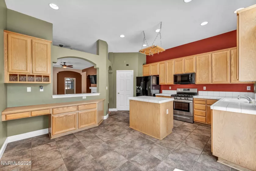 7449 Ambush, Sparks, Nevada 89436, 4 Bedrooms Bedrooms, ,2 BathroomsBathrooms,Residential,Residential,Ambush,250052456