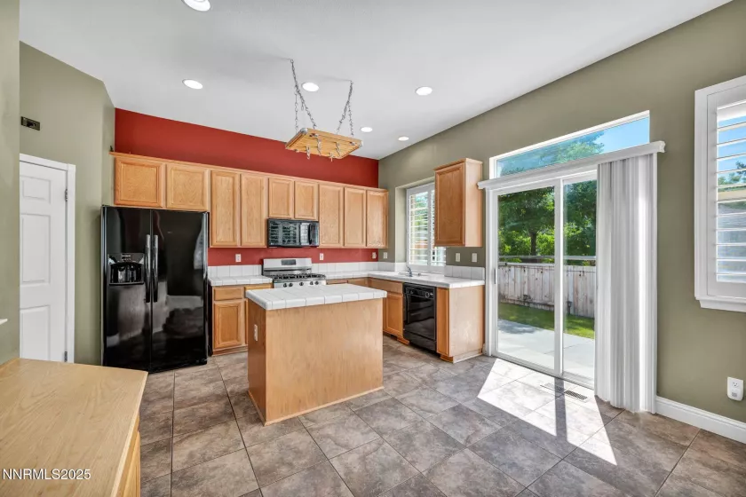 7449 Ambush, Sparks, Nevada 89436, 4 Bedrooms Bedrooms, ,2 BathroomsBathrooms,Residential,Residential,Ambush,250052456
