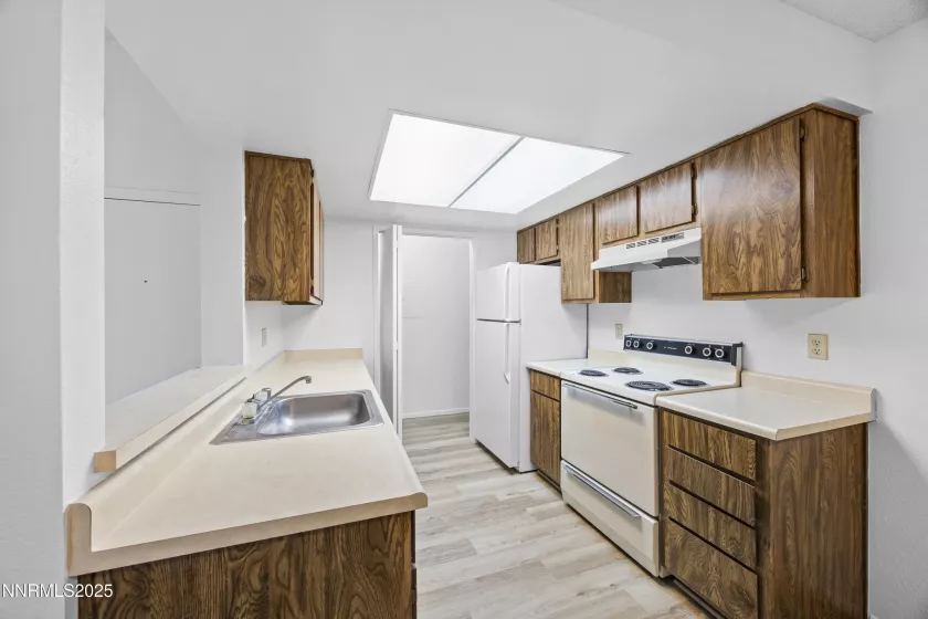 555 Patriot, Reno, Nevada 89511, 1 Bedroom Bedrooms, ,1 BathroomBathrooms,Residential,Residential,Patriot,250052457