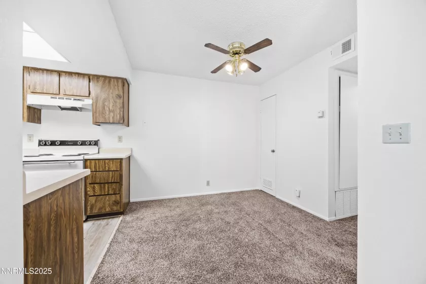 555 Patriot, Reno, Nevada 89511, 1 Bedroom Bedrooms, ,1 BathroomBathrooms,Residential,Residential,Patriot,250052457