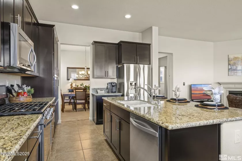 1810 Heavenly View, Reno, Nevada 89523, 4 Bedrooms Bedrooms, ,4 BathroomsBathrooms,Residential Lease,Manufactured,Heavenly View,250052458