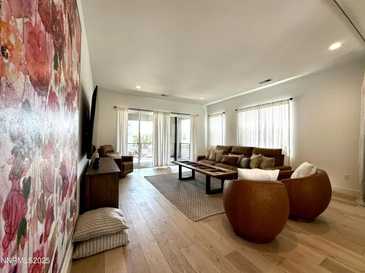 5454 Side Saddle, Reno, Nevada 89511, 4 Bedrooms Bedrooms, ,5 BathroomsBathrooms,Residential,Residential,Side Saddle,250052460