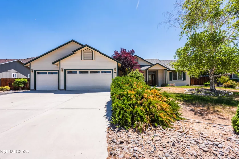 2963 Hot Springs, Minden, Nevada 89423, 3 Bedrooms Bedrooms, ,2 BathroomsBathrooms,Residential,Residential,Hot Springs,250052464