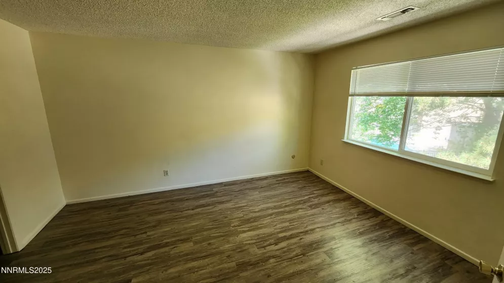 2300 Dickerson, Reno, Nevada 89503, 2 Bedrooms Bedrooms, ,2 BathroomsBathrooms,Residential,Residential,Dickerson,250052462