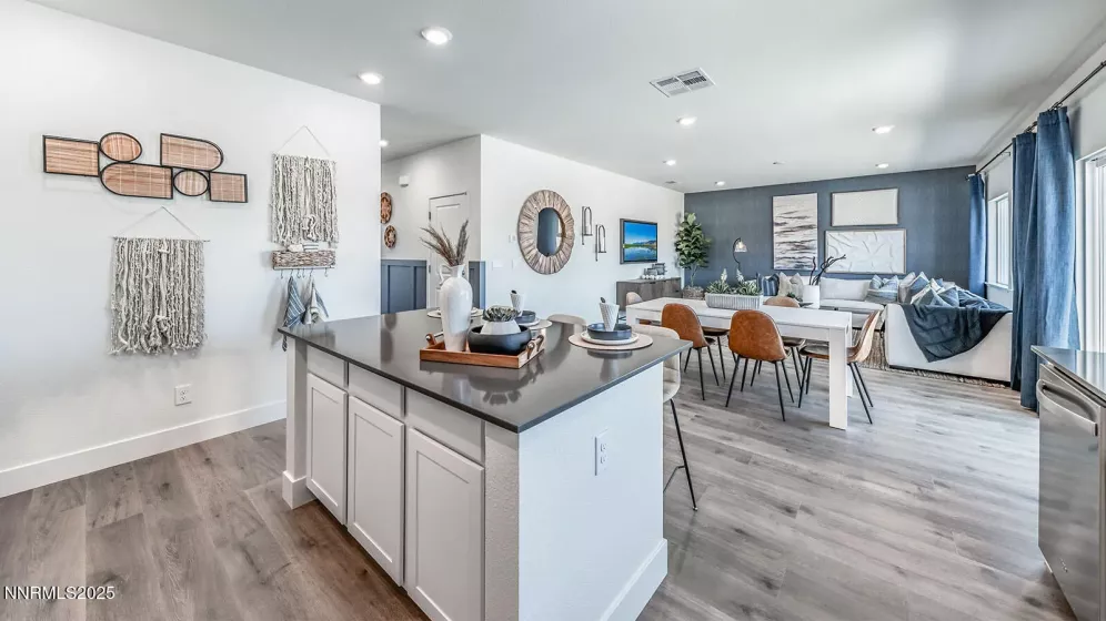 4364 Country Flats, Sparks, Nevada 89436, 4 Bedrooms Bedrooms, ,3 BathroomsBathrooms,Residential,Residential,Country Flats,250052467