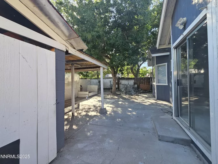 2255 Rockdale, Sparks, Nevada 89434, 3 Bedrooms Bedrooms, ,2 BathroomsBathrooms,Residential,Residential,Rockdale,250052468