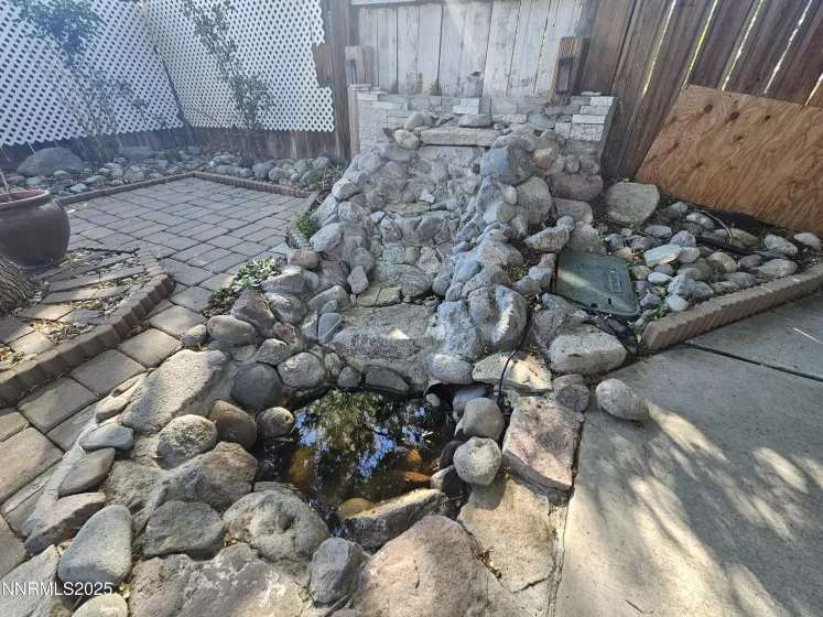2255 Rockdale, Sparks, Nevada 89434, 3 Bedrooms Bedrooms, ,2 BathroomsBathrooms,Residential,Residential,Rockdale,250052468
