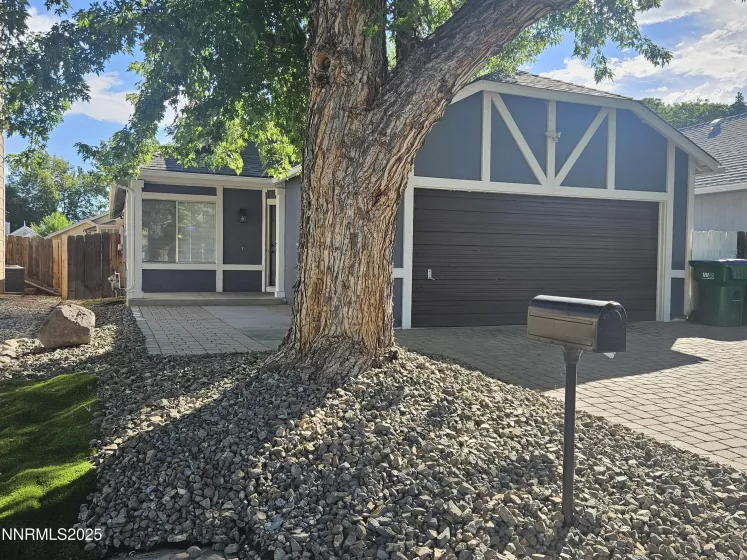 2255 Rockdale, Sparks, Nevada 89434, 3 Bedrooms Bedrooms, ,2 BathroomsBathrooms,Residential,Residential,Rockdale,250052468