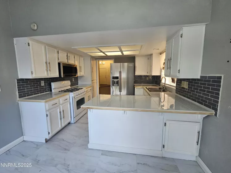 2255 Rockdale, Sparks, Nevada 89434, 3 Bedrooms Bedrooms, ,2 BathroomsBathrooms,Residential,Residential,Rockdale,250052468